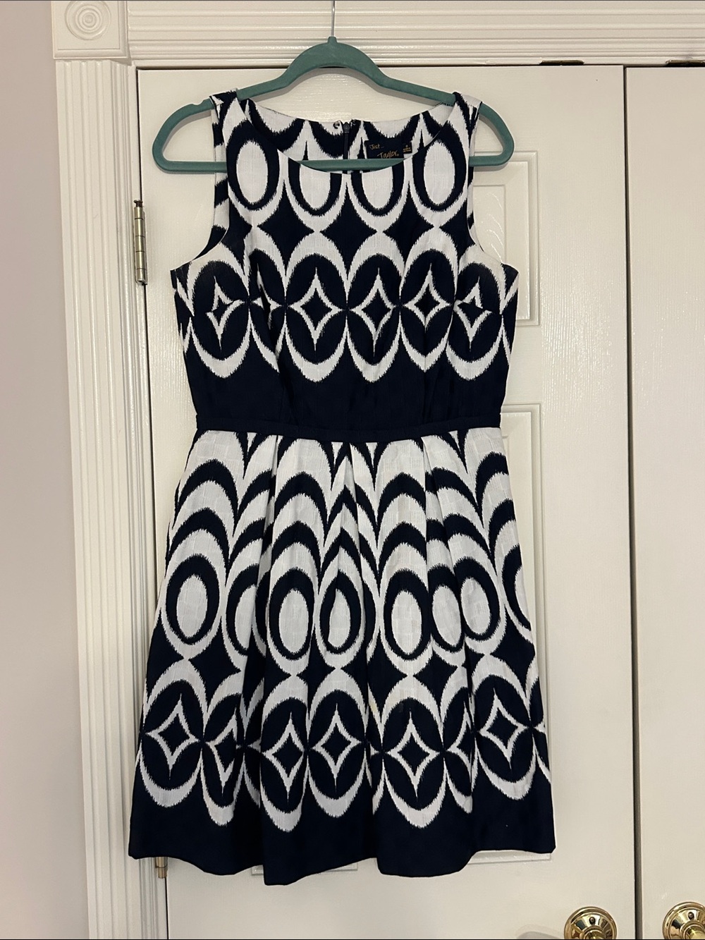 Just...Taylor Navy & White Sleeveless Fit-and-Flare Geometric Dress